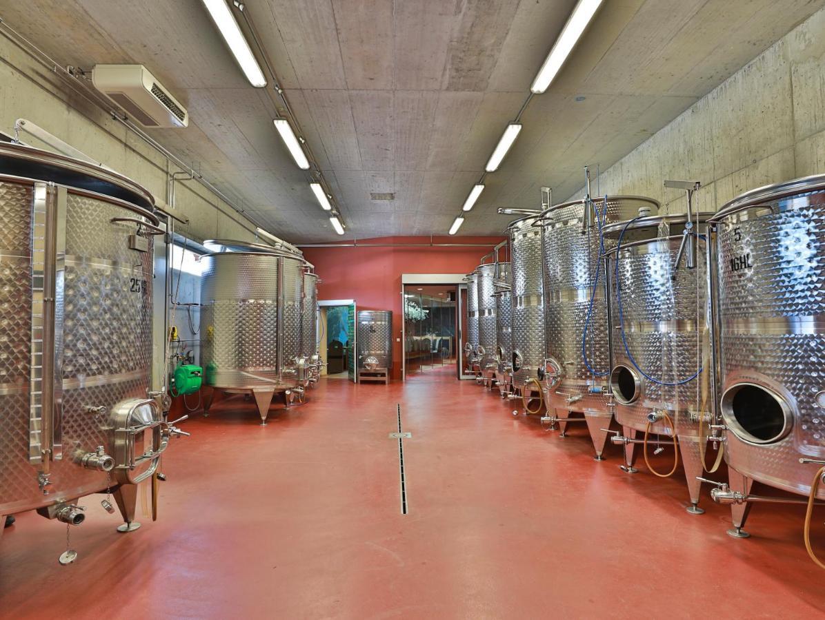 Hotel Weingut Innerleiterhof 첸나 외부 사진
