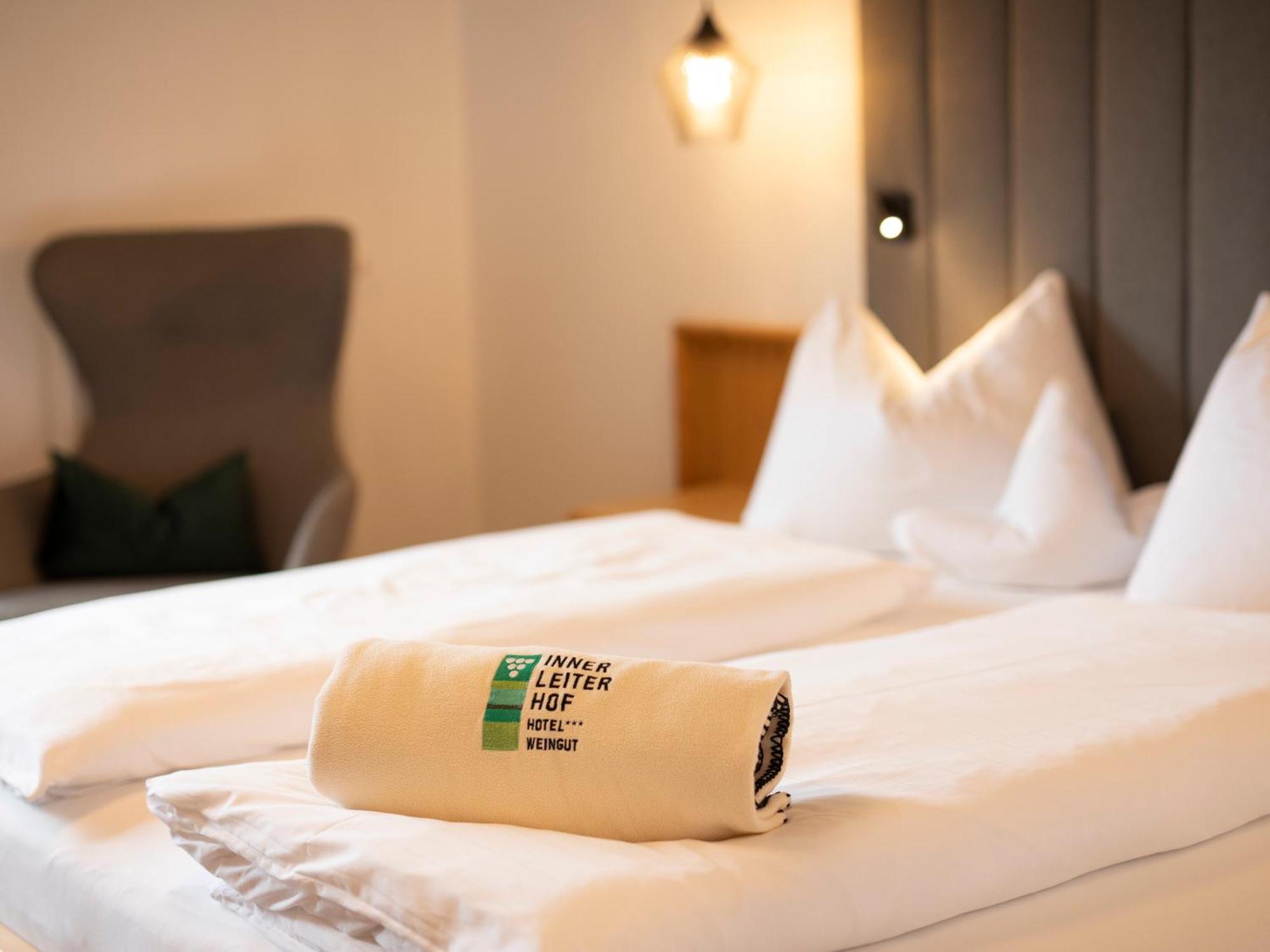 Hotel Weingut Innerleiterhof 첸나 외부 사진