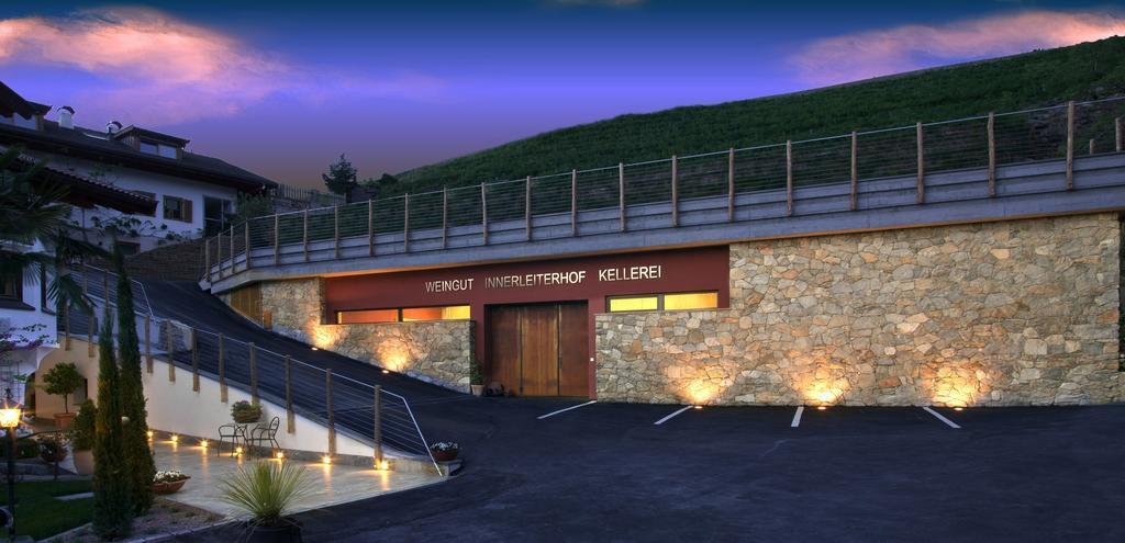 Hotel Weingut Innerleiterhof 첸나 외부 사진