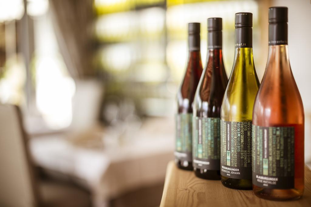 Hotel Weingut Innerleiterhof 첸나 외부 사진